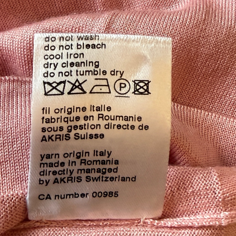Akris V neck wool/silk top 12 - Picture 6 of 12